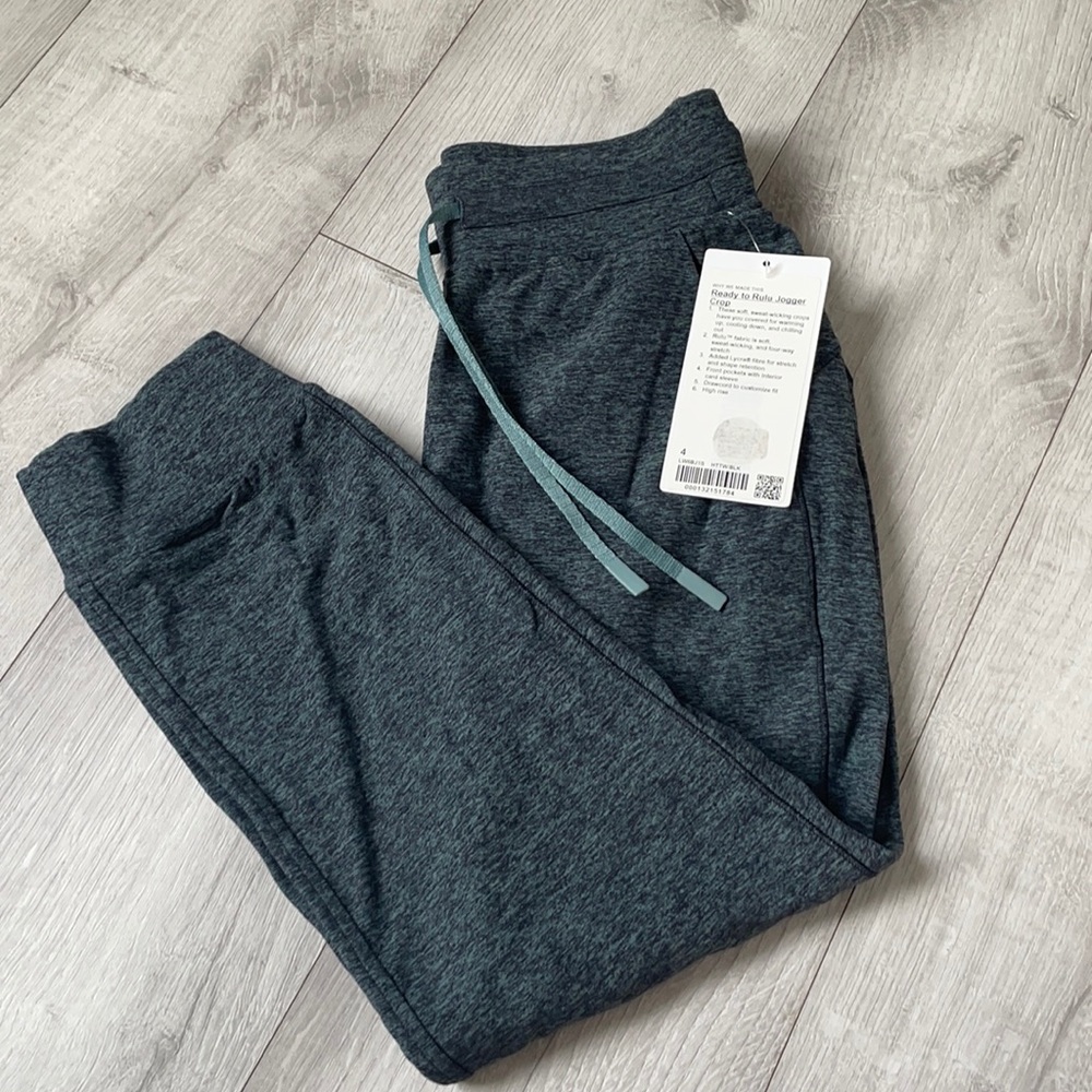 Lululemon ready to rulu jogger crop